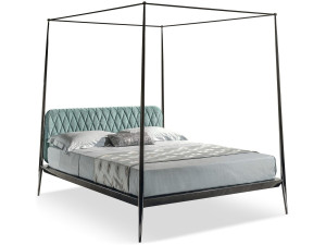 Двуспальная кровать с балдахином и мягким изголовьем