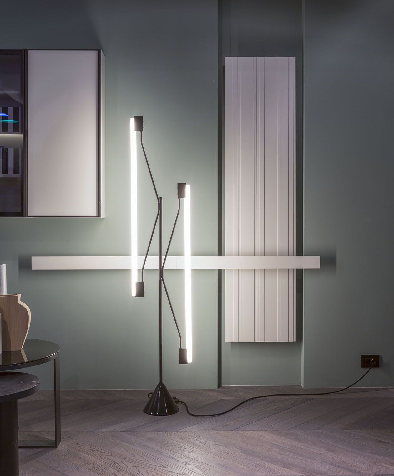 Экструдированный алюминиевый вертикальный полотенцесушитель Antoniolupi BITLIGHT ARCH-00008202 - Вид №2