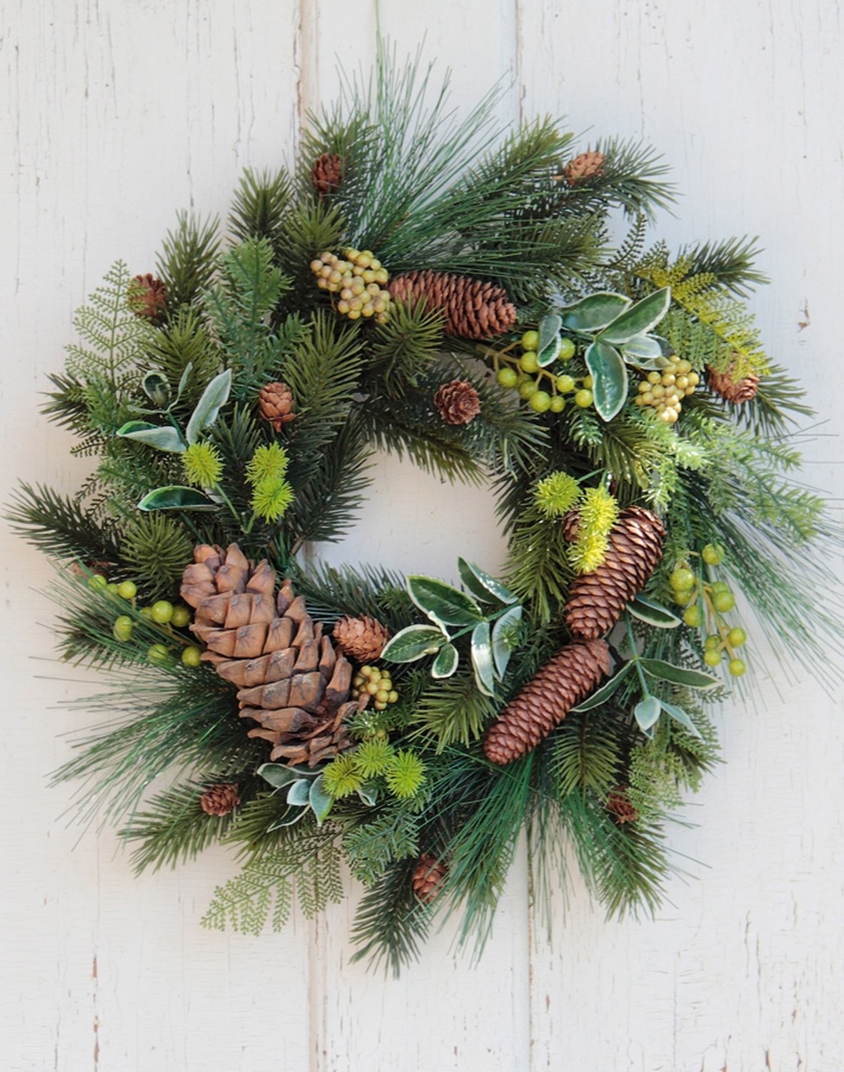 2007 883 a3 Искусственный венок 'ель / ягоды / шишки', ø 45 см, зеленый H-andreas  - Вид №3