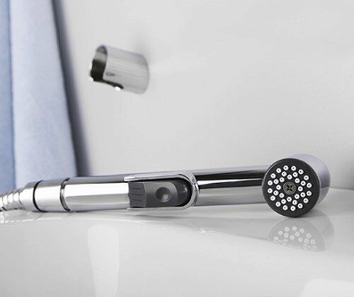 Aller 1068 Смеситель для умывальника с гигиенической лейкой WasserKRAFT  - Вид №1