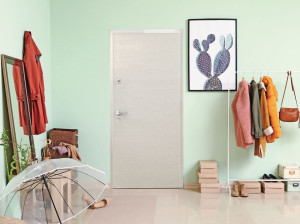 Теплоизоляционная бронированная входная дверь