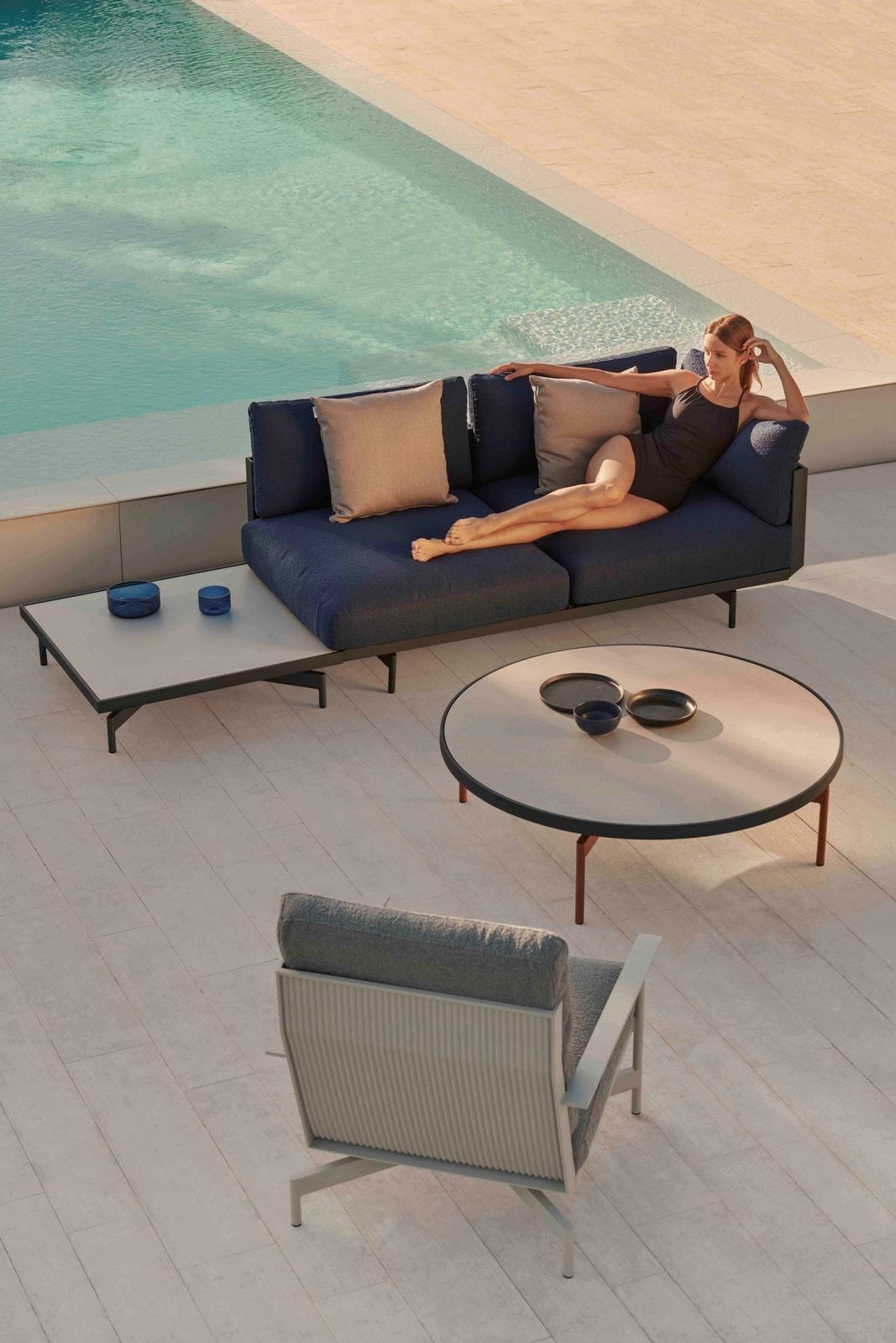 Фарфоровый круглый садовый столик GANDIABLASCO Onde ARCH-00126338 - Вид №10