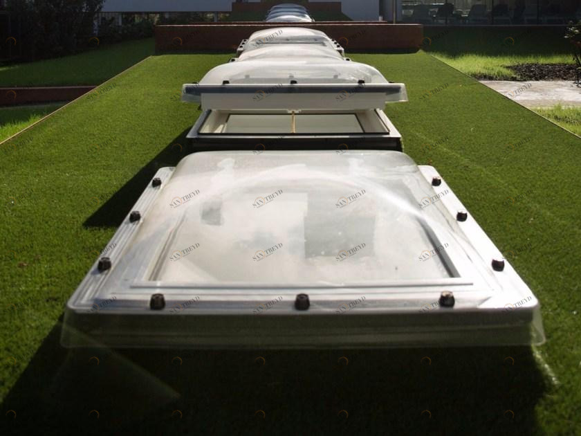 Fakro Неоткрывающееся мансардное окно Finestra per tetti piatti tipo c sun-id-1512139