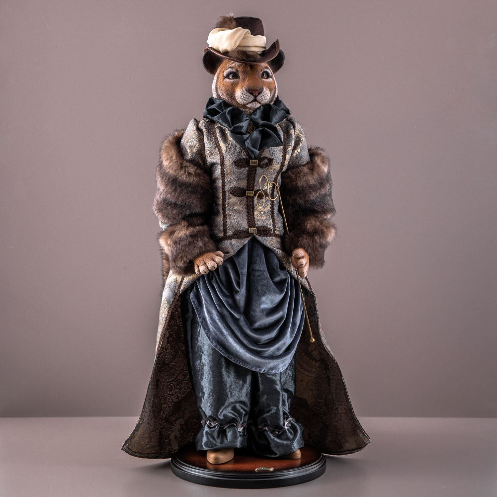 76132 Коллекционная кукла Тигрица Мадам Клико BOGACHO 4627196597525 - Вид №1