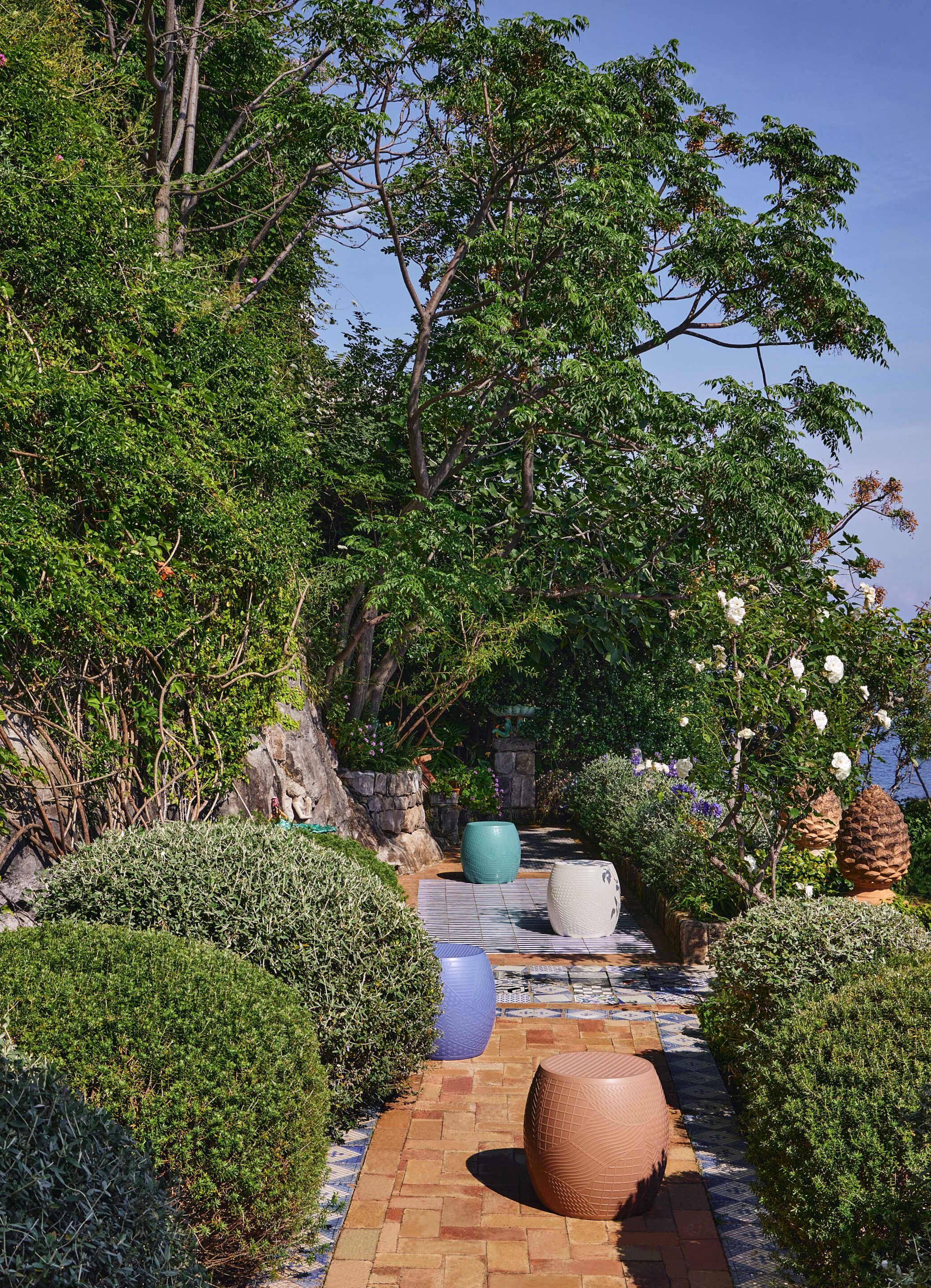 Стул / журнальный столик из инженерного пластика Kartell ROY ARCH-00111650 - Вид №10