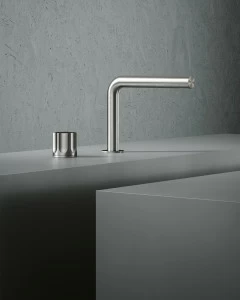 Modo. 17 07. Смеситель на два отверстия Quadrodesign