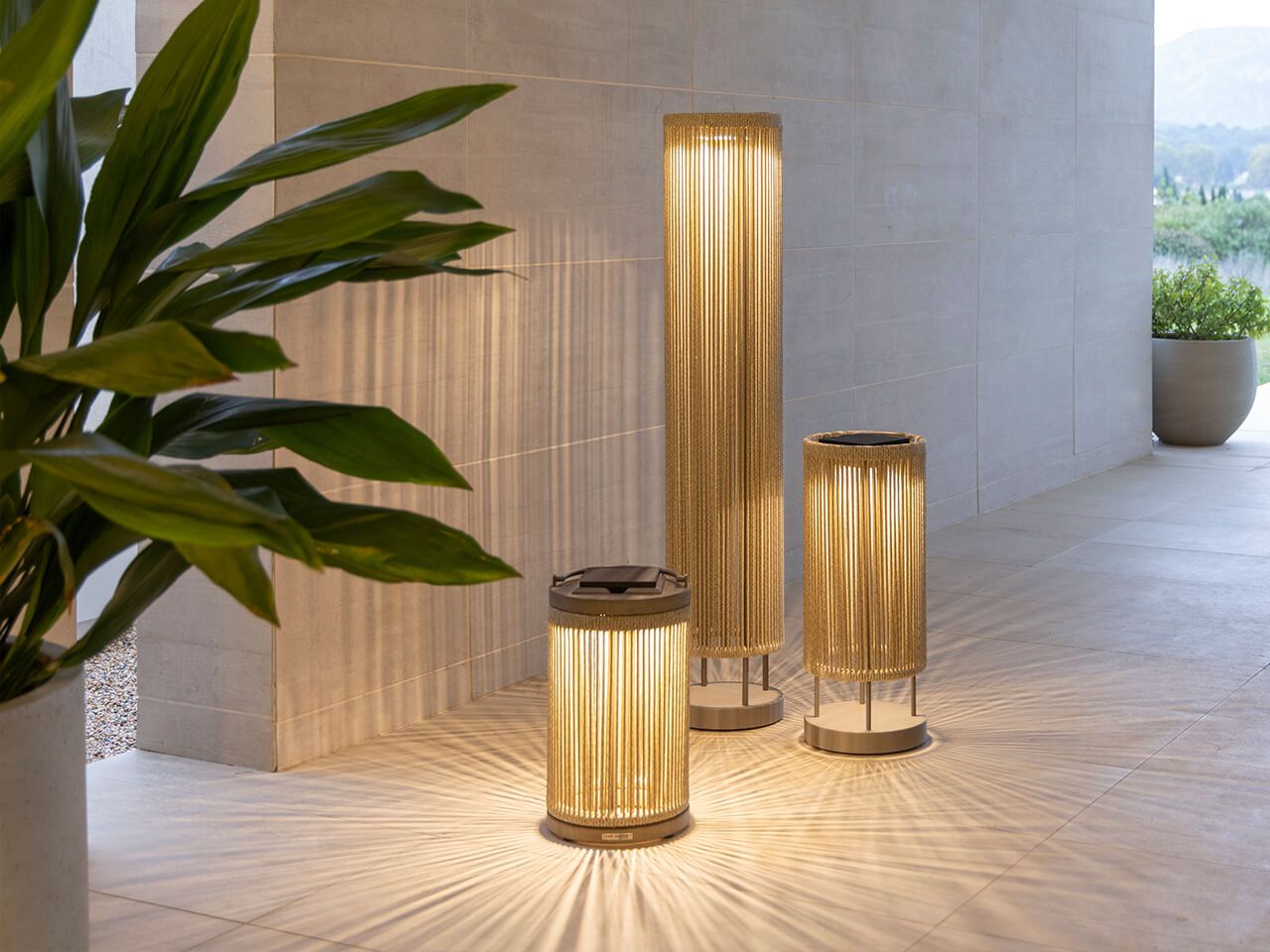 Напольная лампа на солнечной энергии Les Jardins® Rop &amp ARCH-00134395 - Вид №5