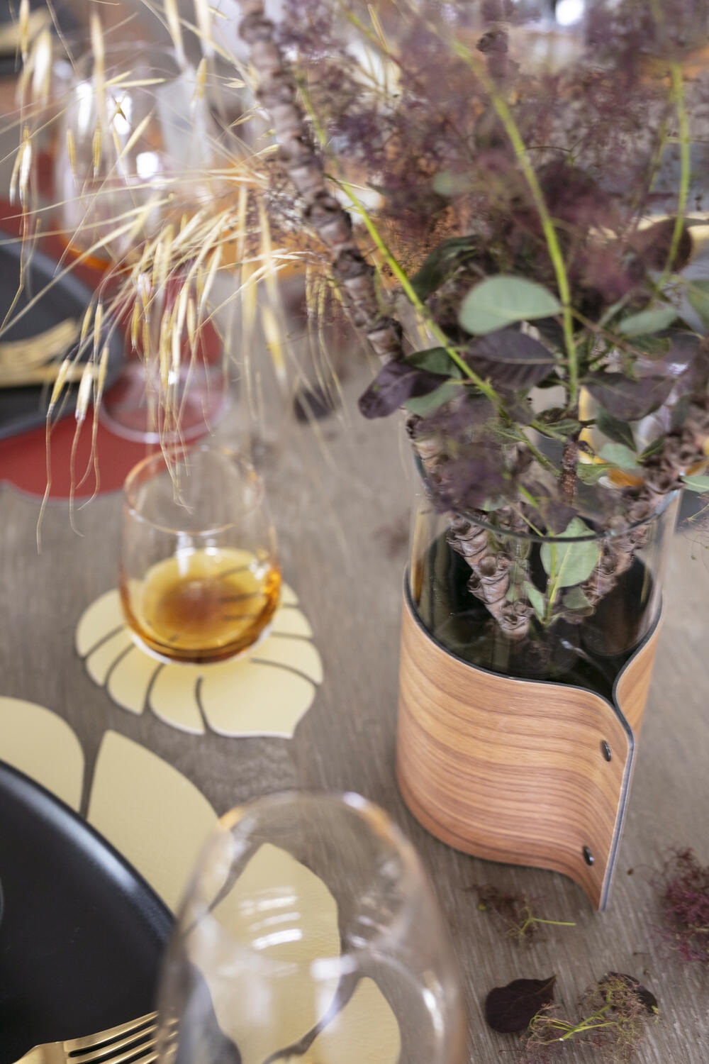 990089 HIPPO gold подстаканник лист монстеры 14х12 см, толщина 1,6мм;LIND DNA  - Вид №1