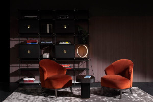 Тканевое кресло