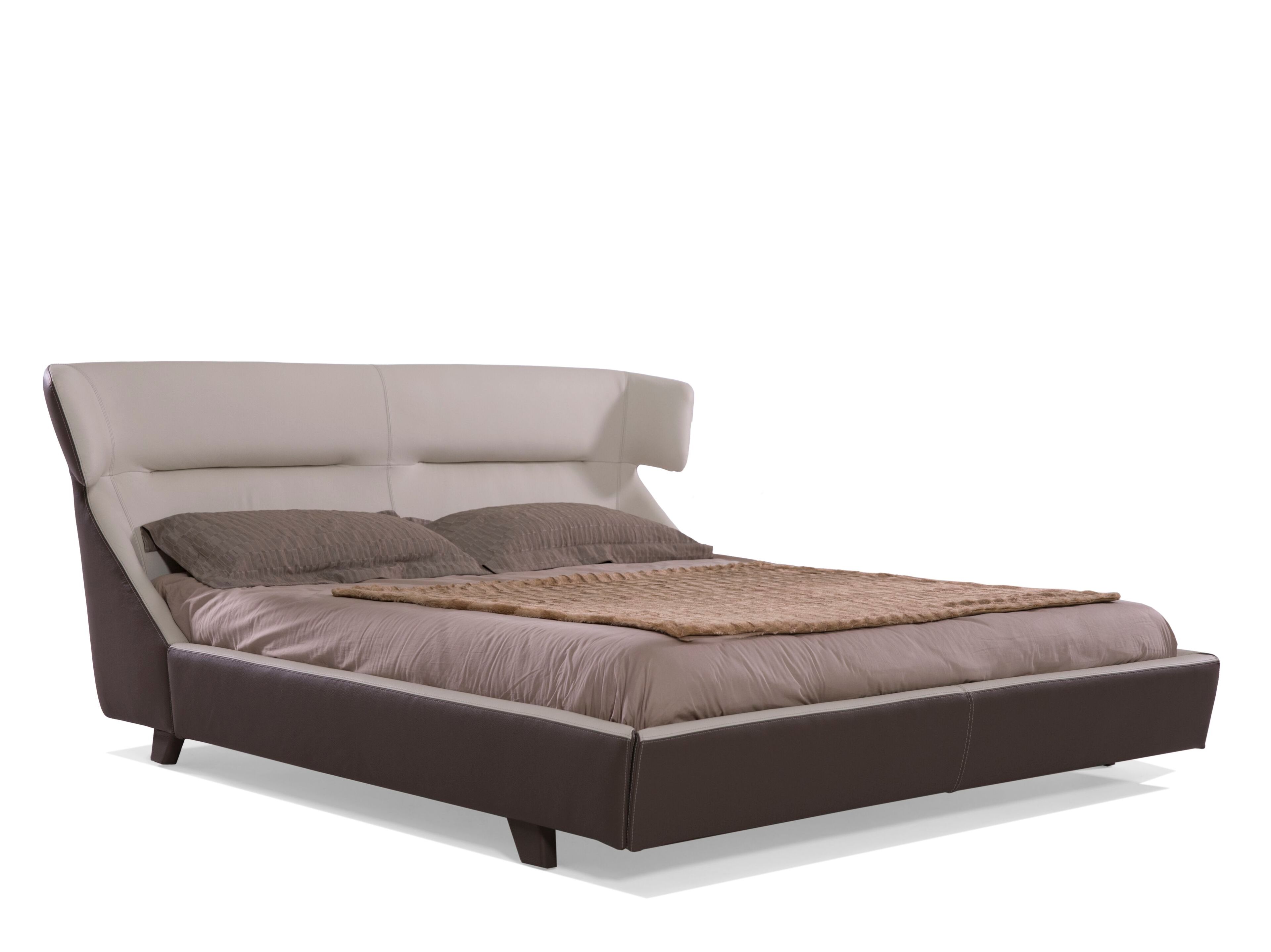 Кожаная двуспальная кровать с мягким изголовьем ABLE Gordon ARCH-00082062