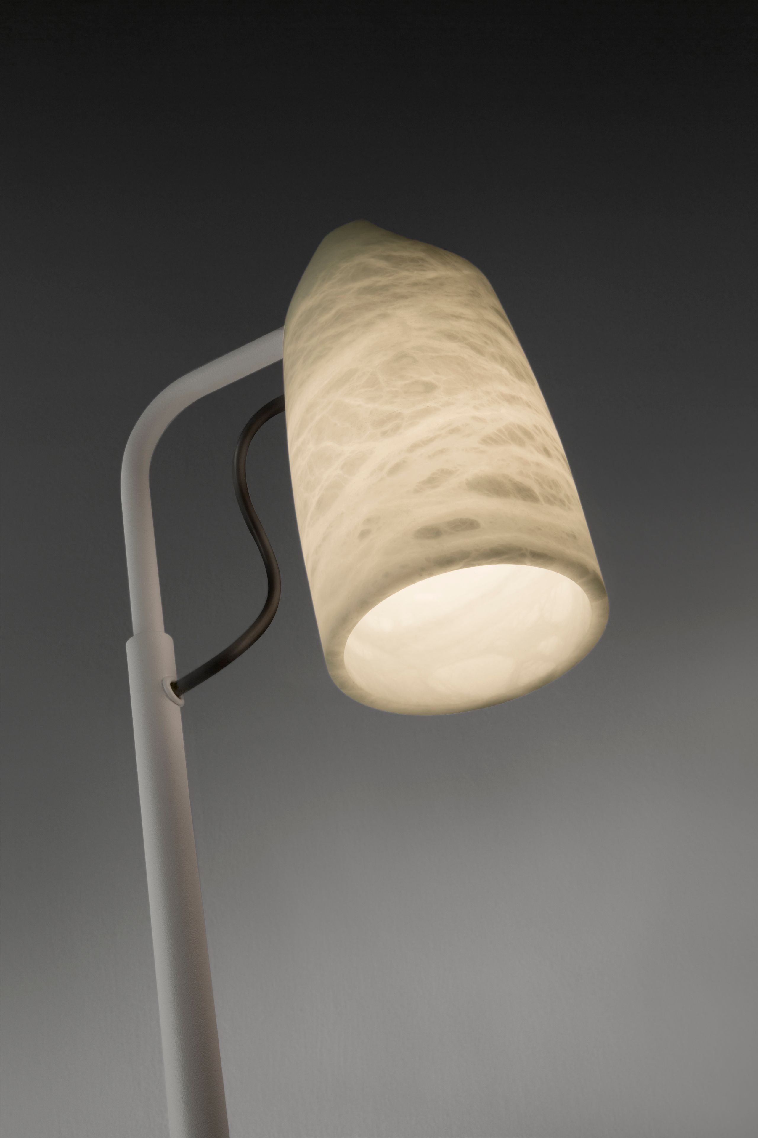 Напольная лампа из алебастра Alma light Paros Alabaster ARCH-00016925