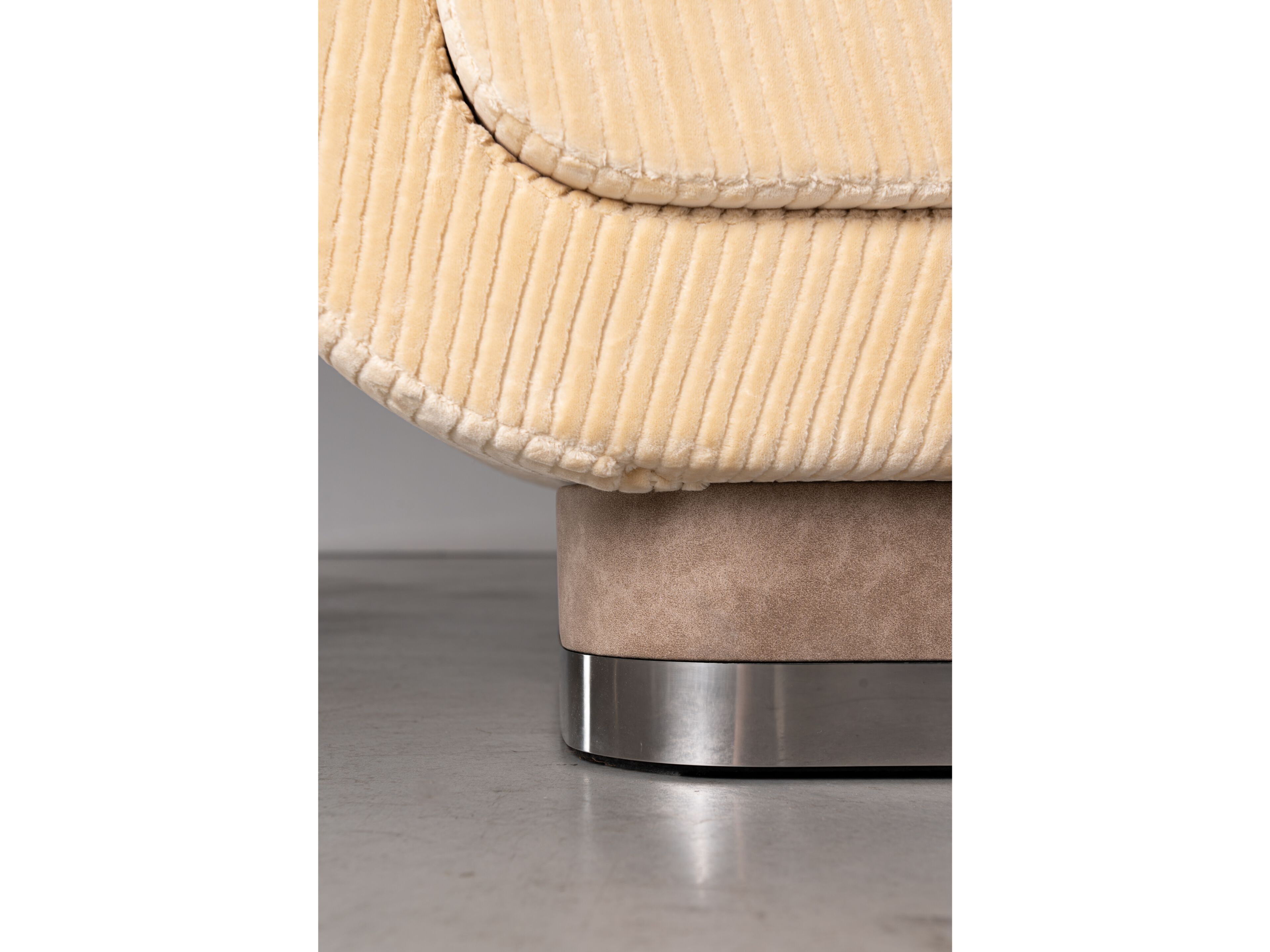 Тканевое кресло с подлокотниками The House of Lyria CLEONICE ARCH-00010992 - Вид №2