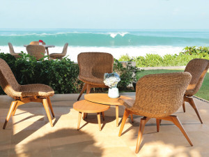 98.00.0904 Комплект для гостиной Орландо твист натуральный 5 шт. - в том числе 4 шезлонга, 1 столик, 2 круглых Mbm