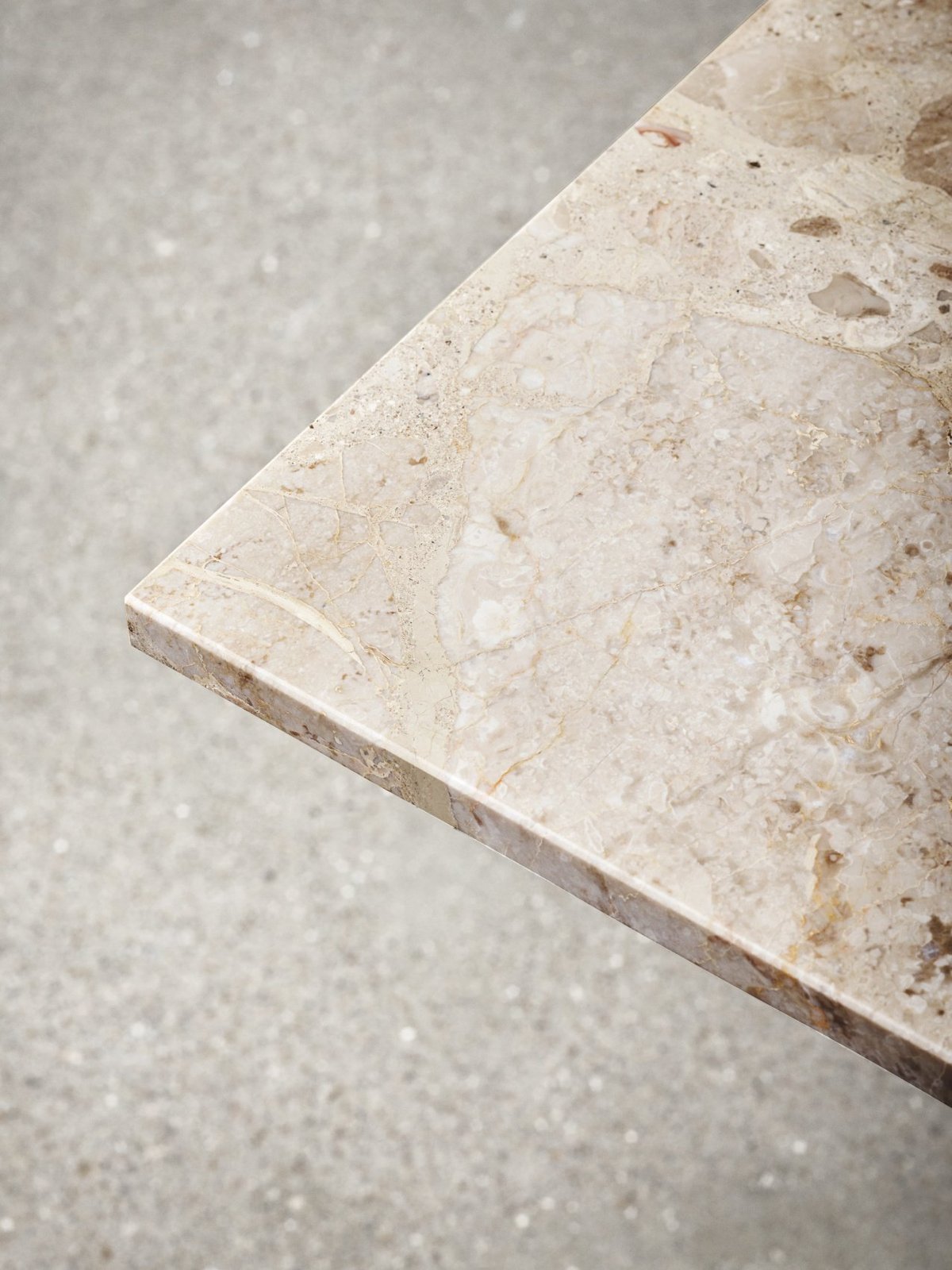 9326139 MENU Стол-колонна Harbour, круглый со звездообразным основанием Столовая  - Вид №20