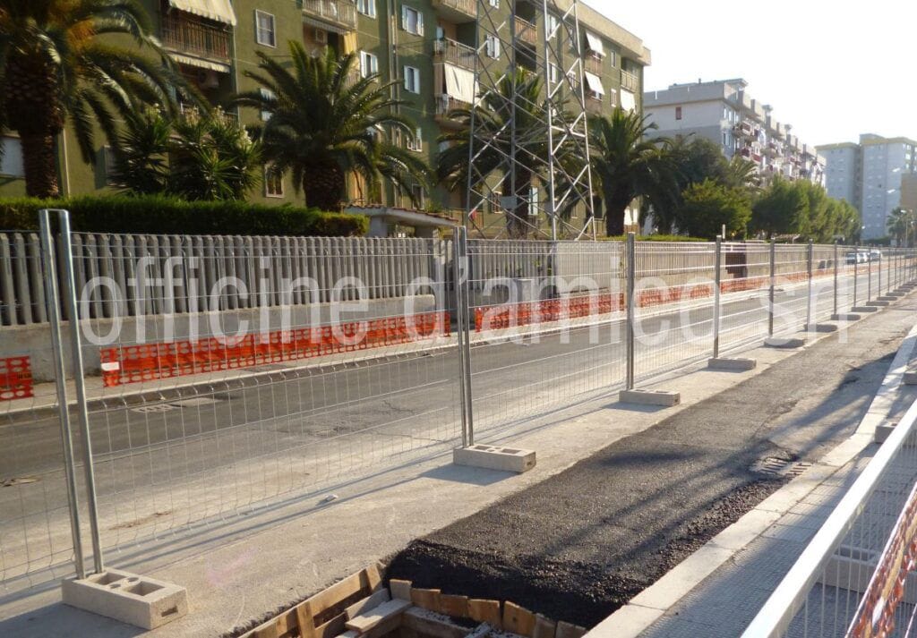 Временный и мобильный забор для строительной площадки OFFICINE D'AMICO Remobil ARCH-00125958