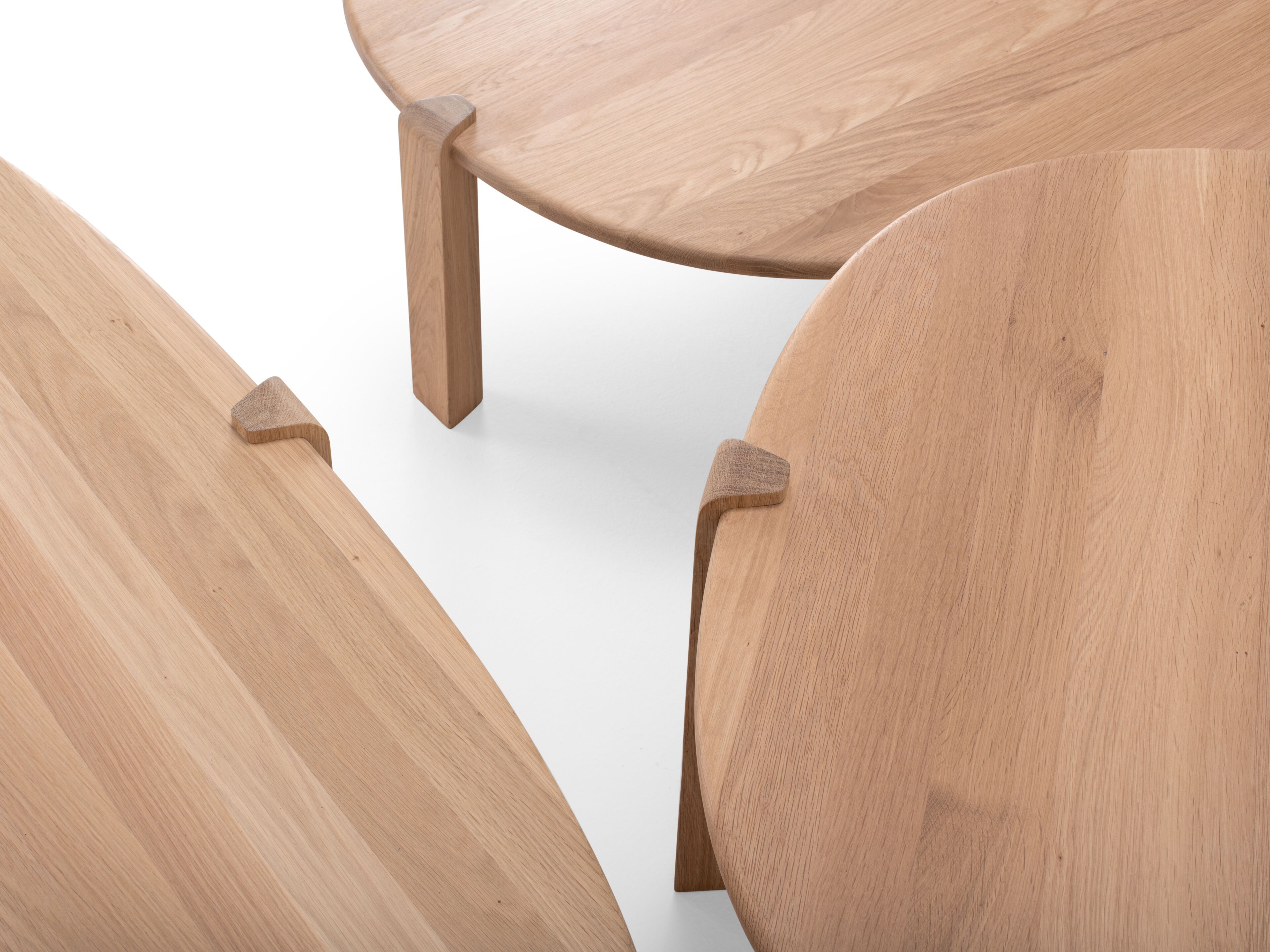 Круглый журнальный столик из дуба Gazzda KULIN ARCH-00066041 - Вид №4