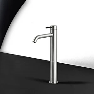 Смеситель для раковины сталь матовая с черной ручкой Toki Radomonte TKI3SCIL12