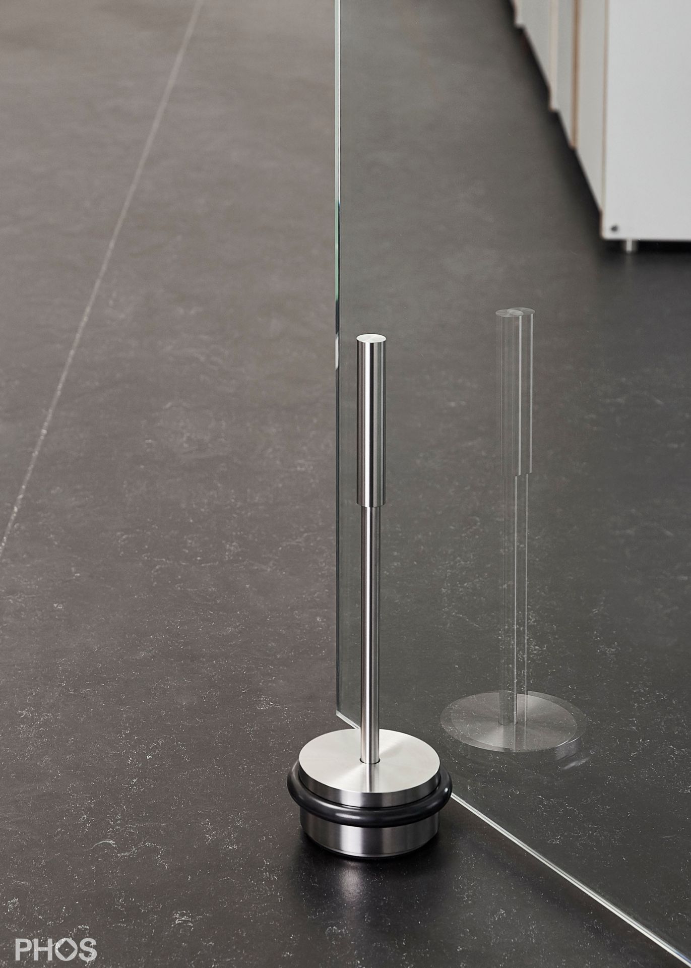 TSB90-45G275 Дверной стопор напольный, с ручкой 27,5 см, ø90 мм, высота 45 мм. PHOS  - Вид №1