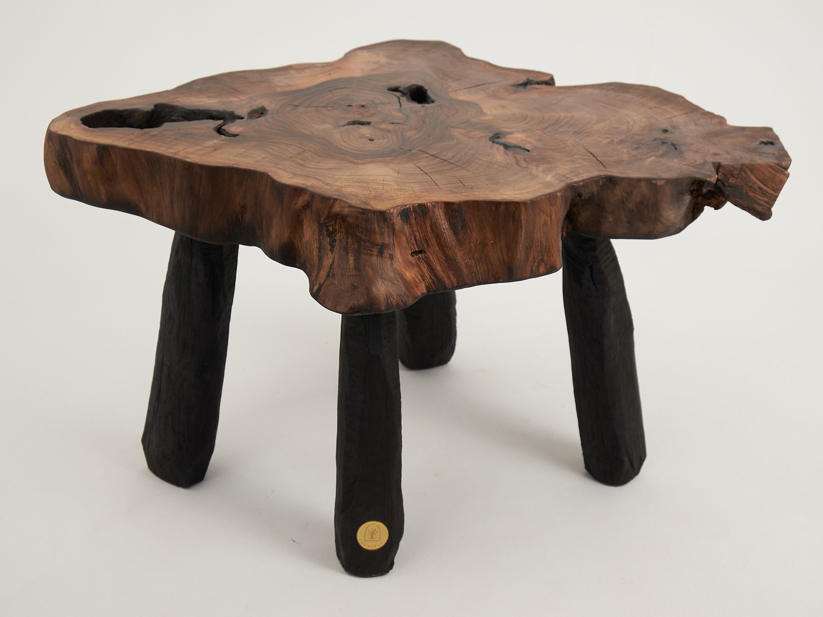 Журнальный столик из грецкого ореха Logniture Leszy ARCH-00136946