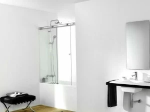 KRION Стеклянная перегородка для ванны Silke