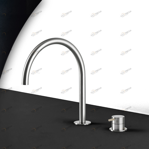 Кухонный смеситель сталь матовая с бежевой ручкой Kitchen Radomonte TKI32SCIL28 Кухонные смесители Radomonte TKI32SCIL28KITCHEN