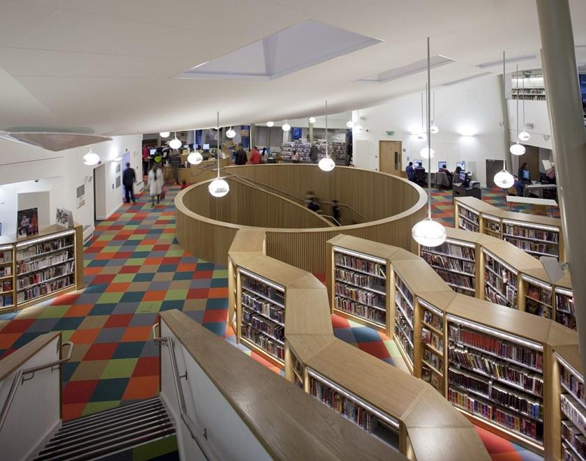 iGuzzini Светодиодный подвесной светильник из поликарбоната Gem sun-id-1472530 - Вид №4