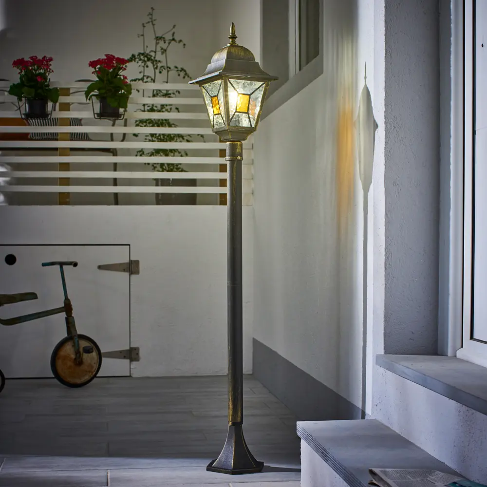 Уличный столб Inspire Chester с декоративным стеклом для садового освещения 13323538