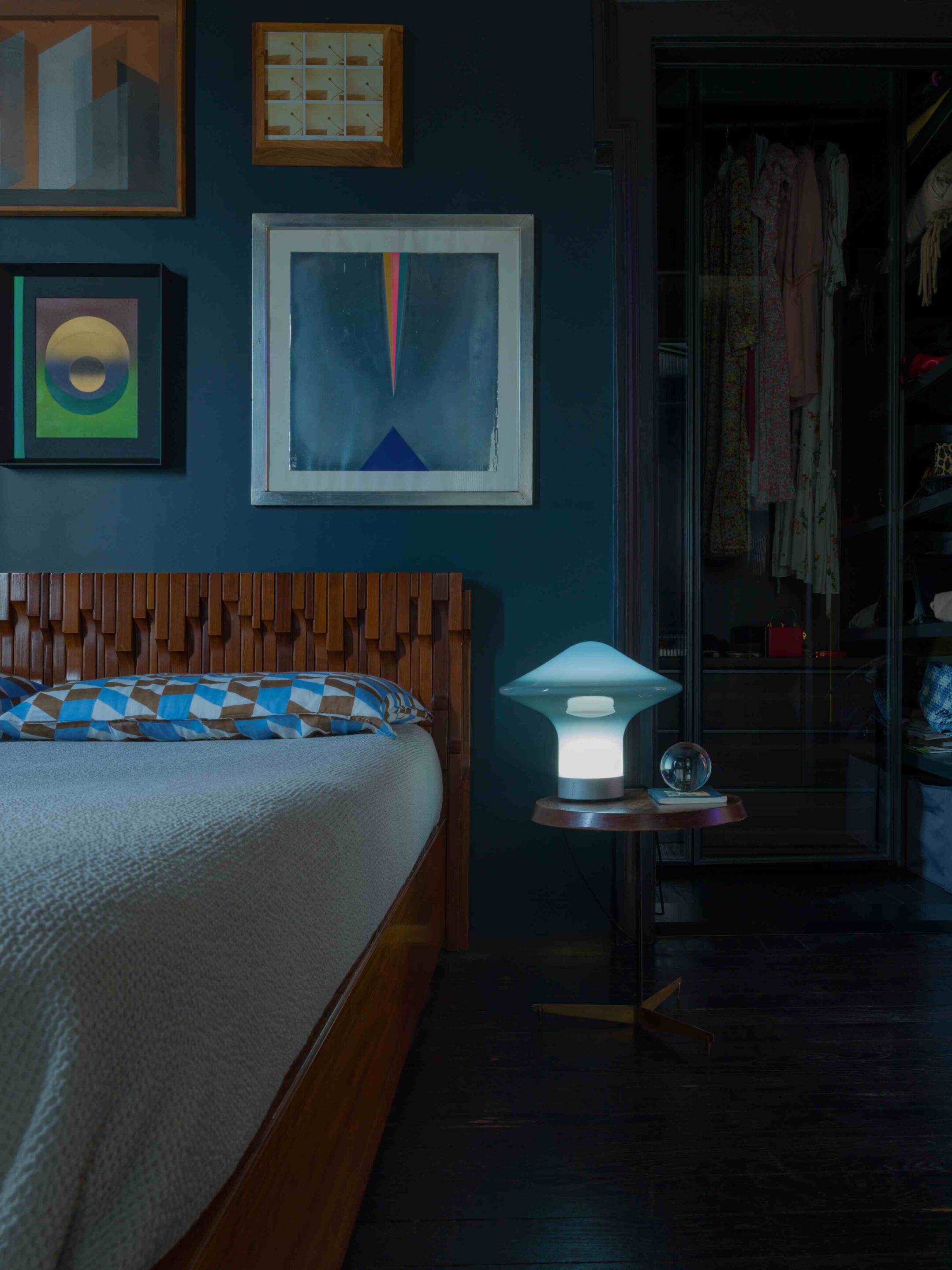 Светодиодная настольная лампа из опалового стекла с диммером BROKIS Волчок ARCH-00065331 - Вид №8