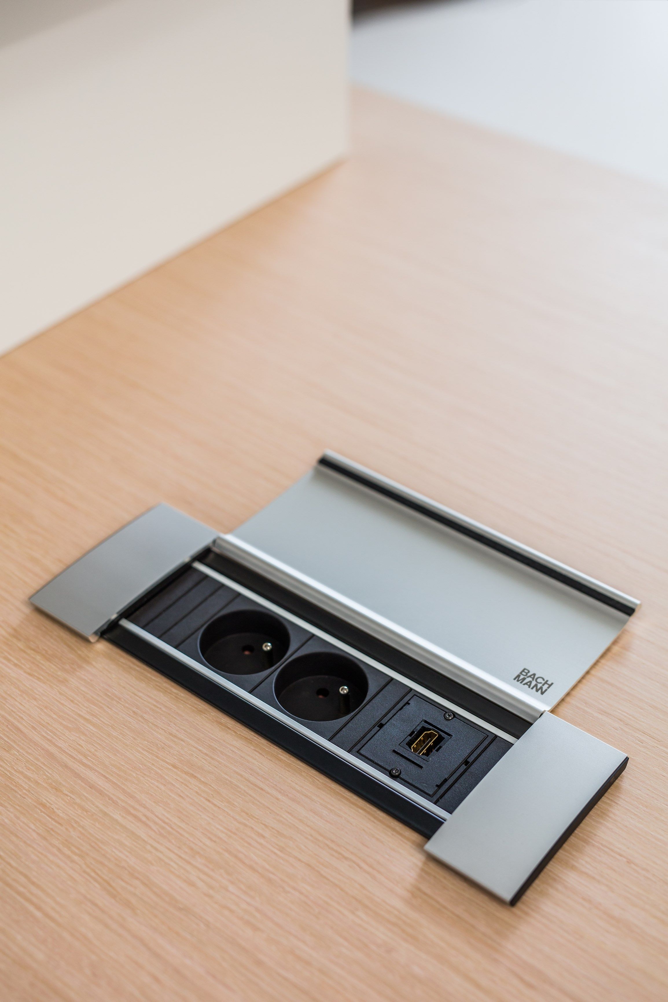 Мультимедийный прямоугольный стол для совещаний MDD Gravity ARCH-00117829 - Вид №6