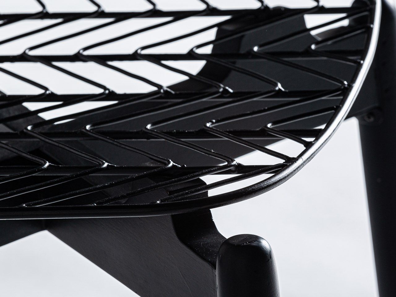 Стул из железа и красного дерева Vical Home Plissé Metal ARCH-00109281 - Вид №2