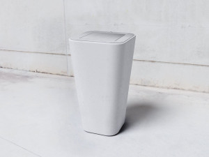 Бетонные стойки для мусора