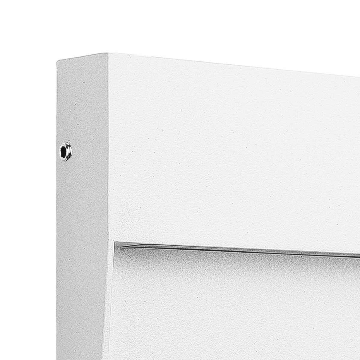 099663 Настенный уличный светильник MANTRA BAKER 7012 Mantra Baker