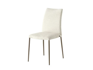 Тканевый стул с мягким сиденьем