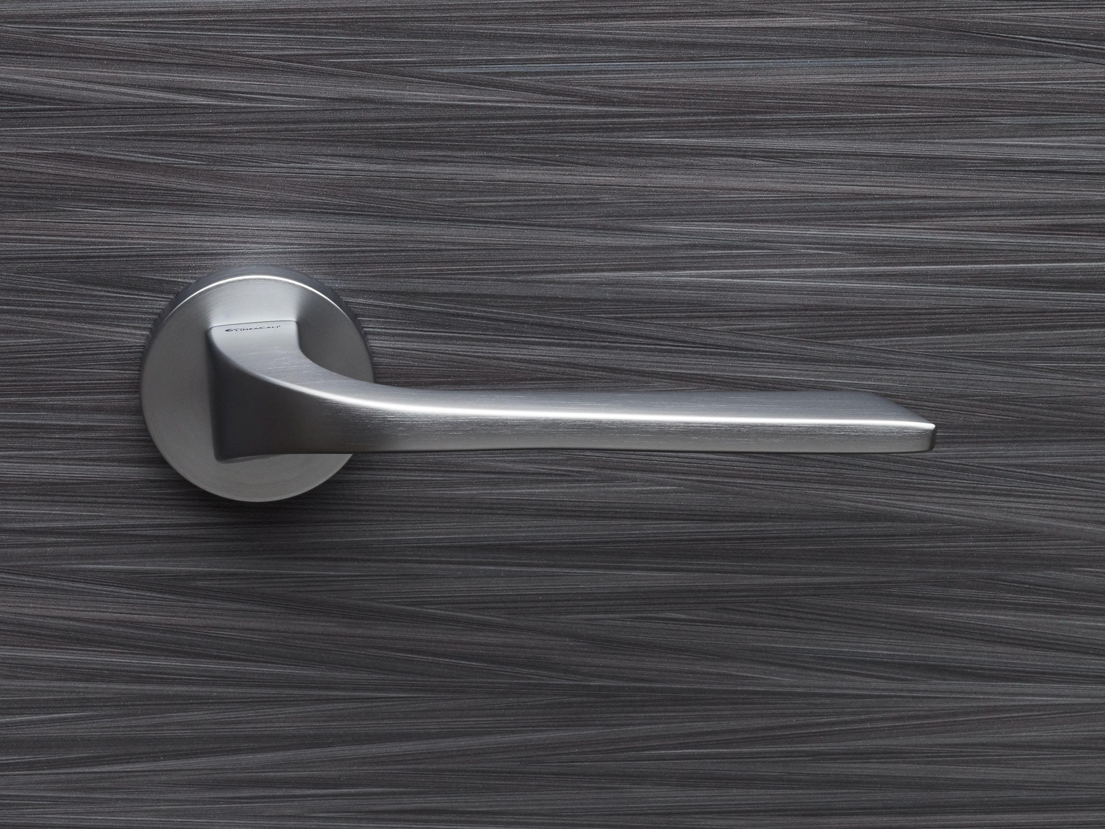 Латунная ручка на розетке LINEA CALI' Living ARCH-00062150 - Вид №1