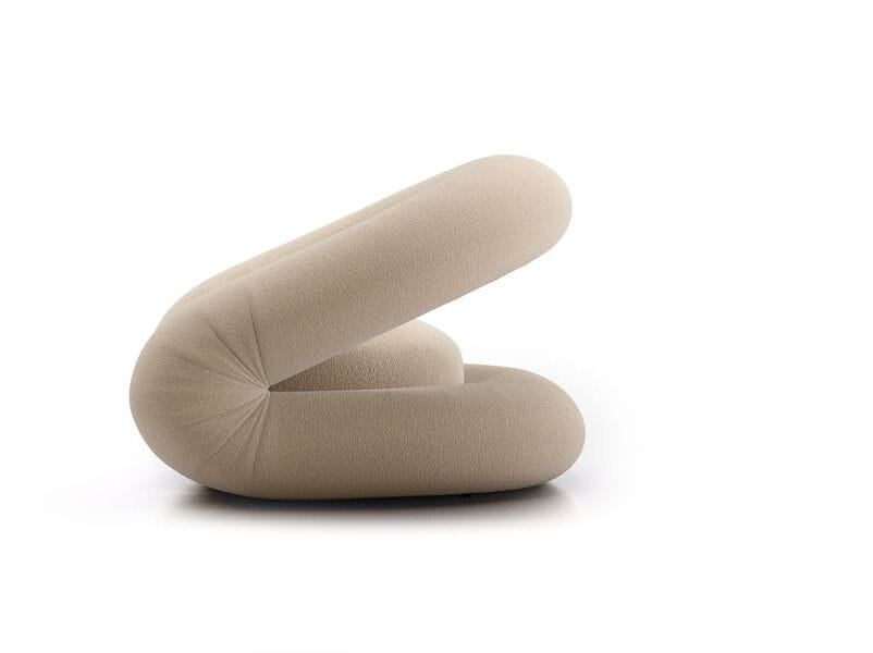 Тканевое кресло с подлокотниками MDF Italia PEGGY ARCH-00065677