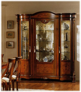 Витрина  ANTONELLI MORAVIO 536