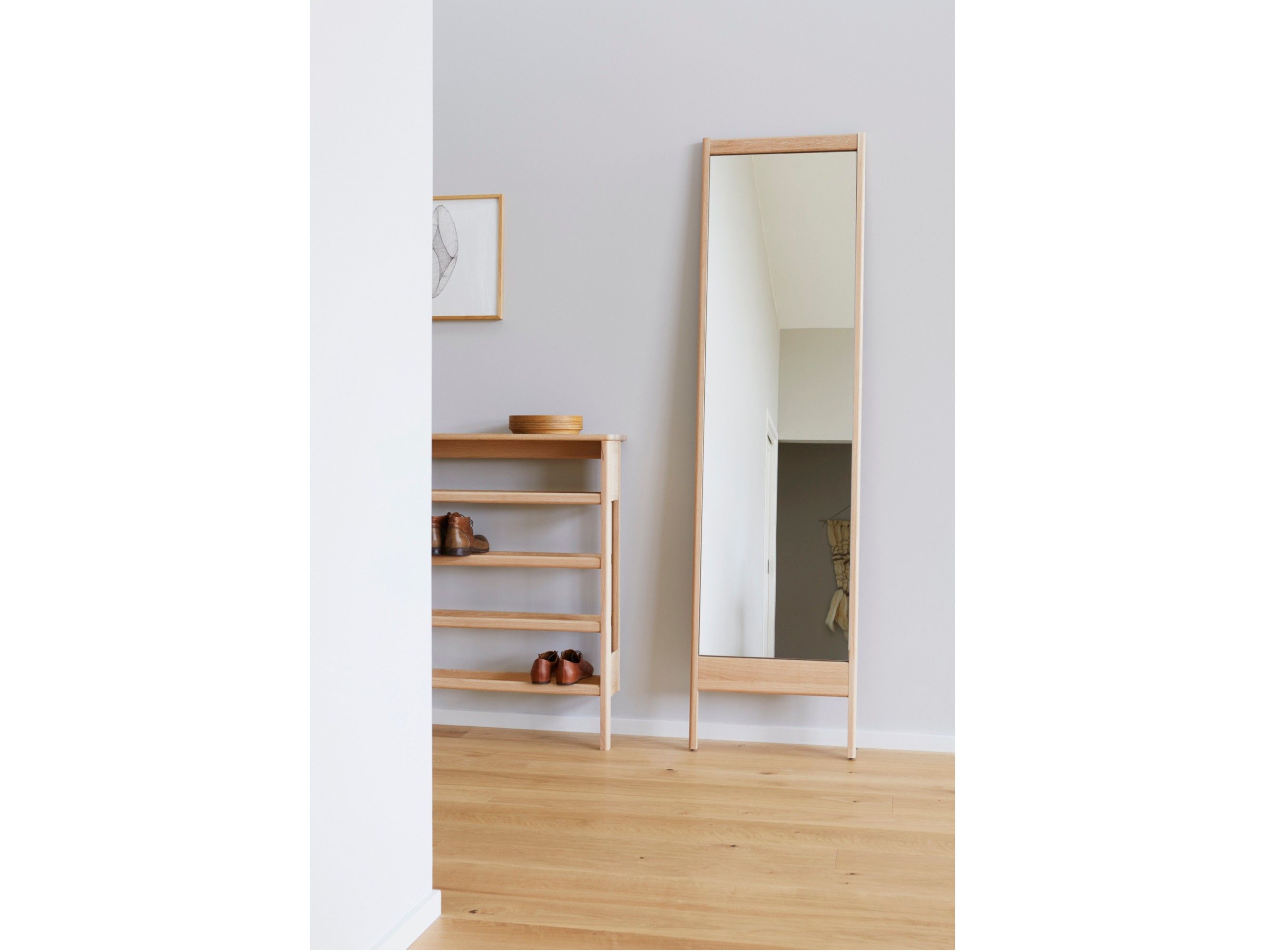Напольное зеркало из дуба с рамкой Form & Refine a line ARCH-00068259 - Вид №5