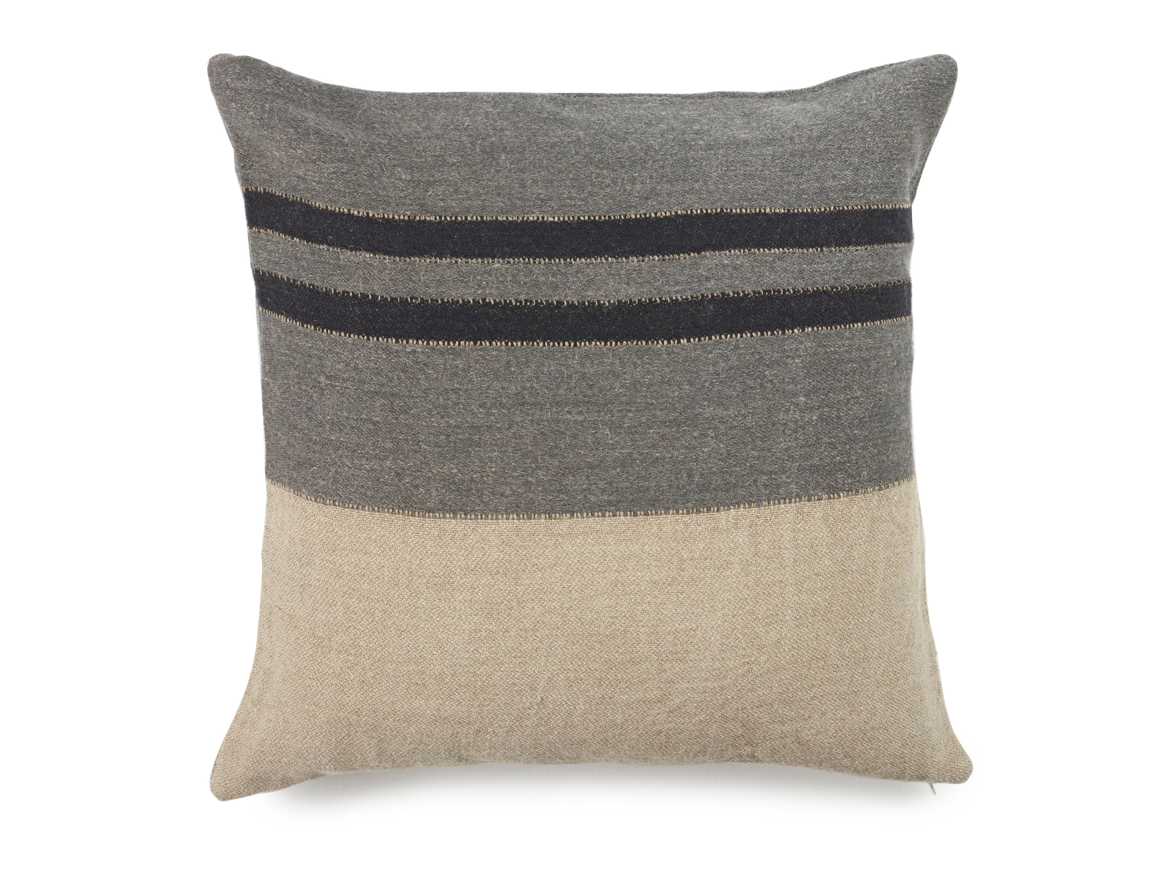 Квадратная льняная подушка Libeco Home Black House Stripe ARCH-00131447