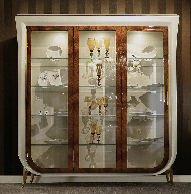 Витрина  REDECO 2143 Trilogy