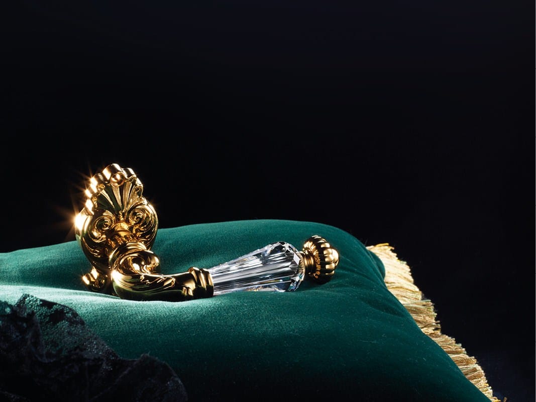 Латунная ручка в классическом стиле с кристаллами Swarovski® на пластине LINEA CALI' Nympha Crystal ARCH-00124339 - Вид №1