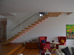 Консольная лестница со светодиодом