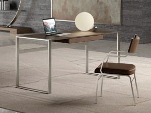 Прямоугольный стол из дуба и кожи с ящиком