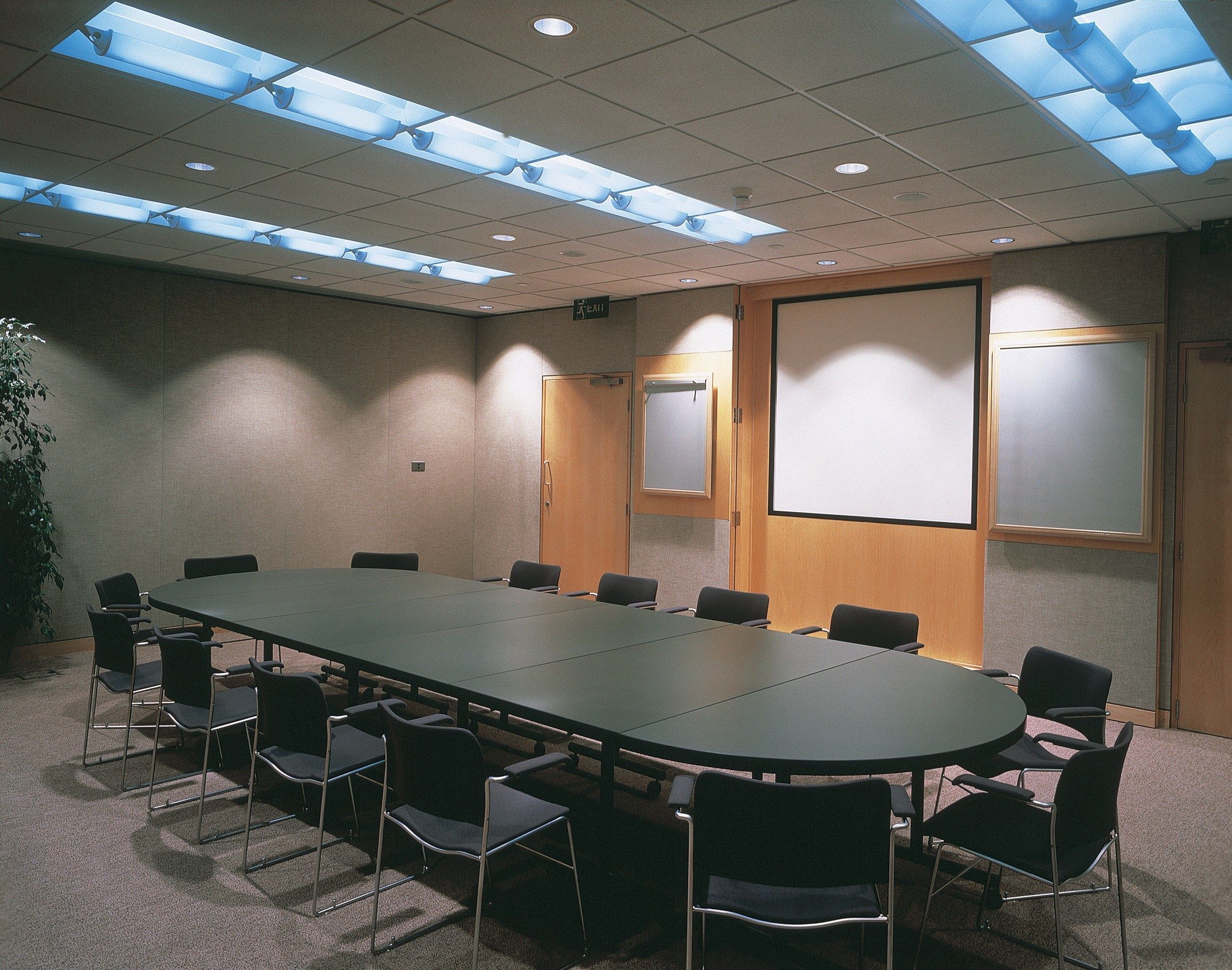 Стол с откидным верхом для контракта Howe Tempest ARCH-00022944 - Вид №2