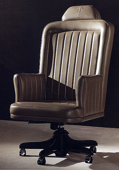 Кресло руководителя  TURRI T754 ORION