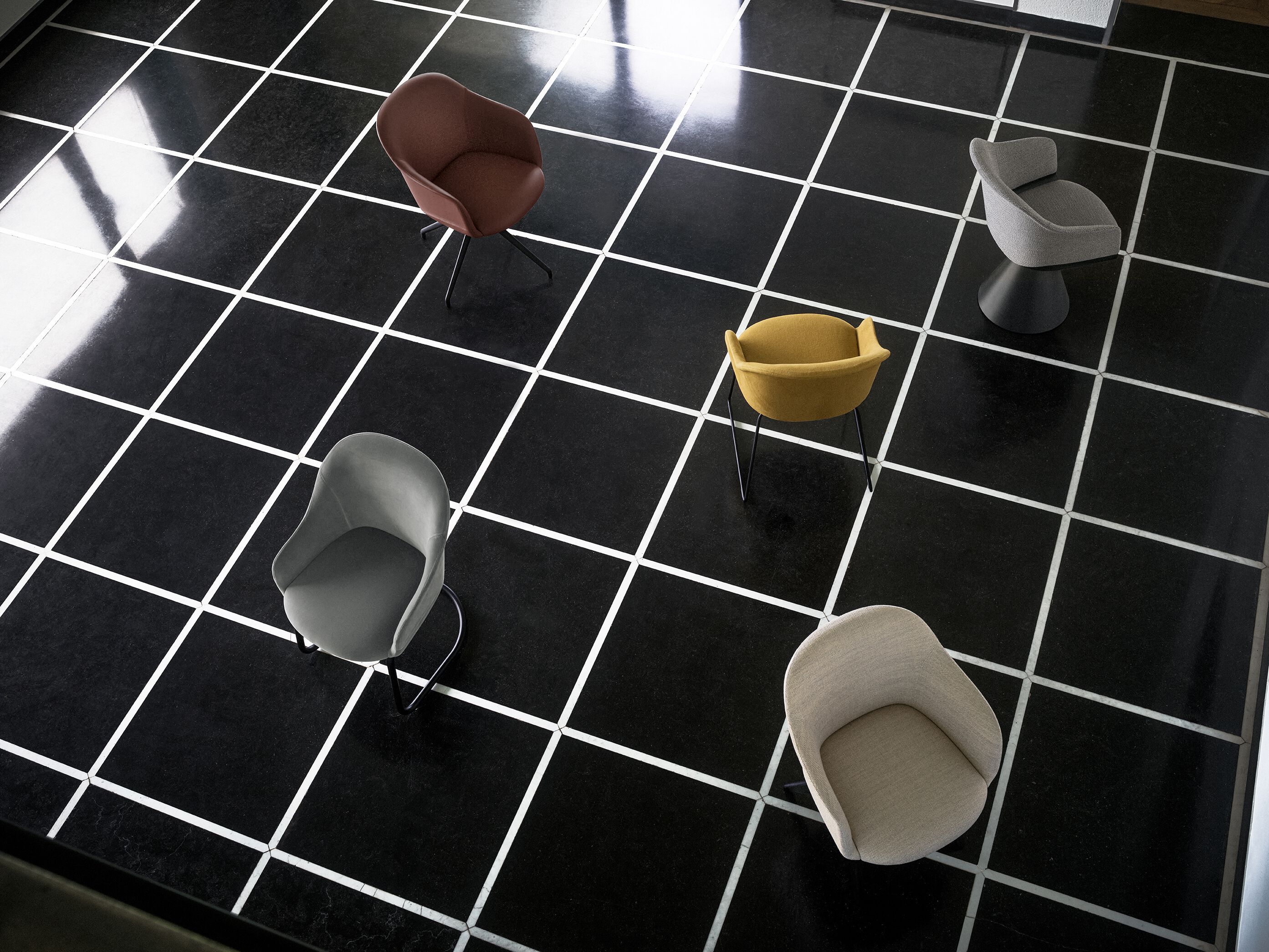 Кожаное вращающееся сиденье с мягкой обивкой Potocco Lyz ARCH-00095804 - Вид №2