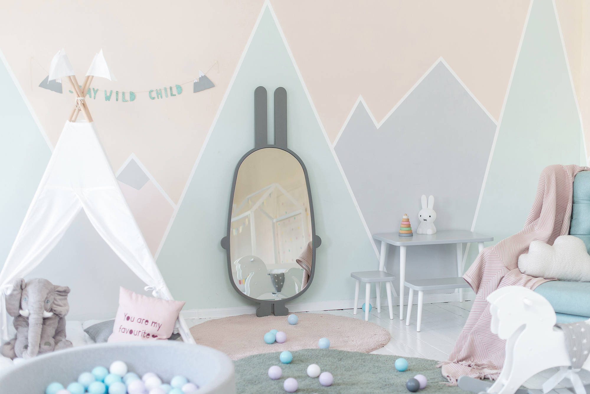 Зеркало детское напольное серое "Заяц" ЗАЯЦ  00-3859367 Серый Santreyd  - Вид №2