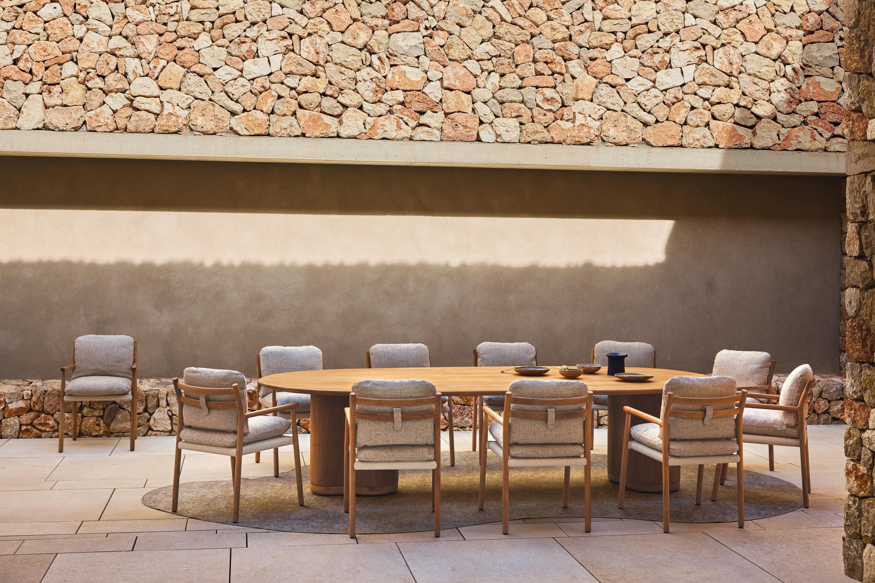 Круглый обеденный стол из тикового дерева MANUTTI Ogado ARCH-00020903 - Вид №3