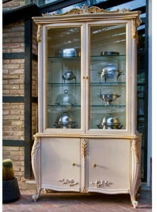 Grifoni Silvano Комод из дерева и стекла с распашными дверцами