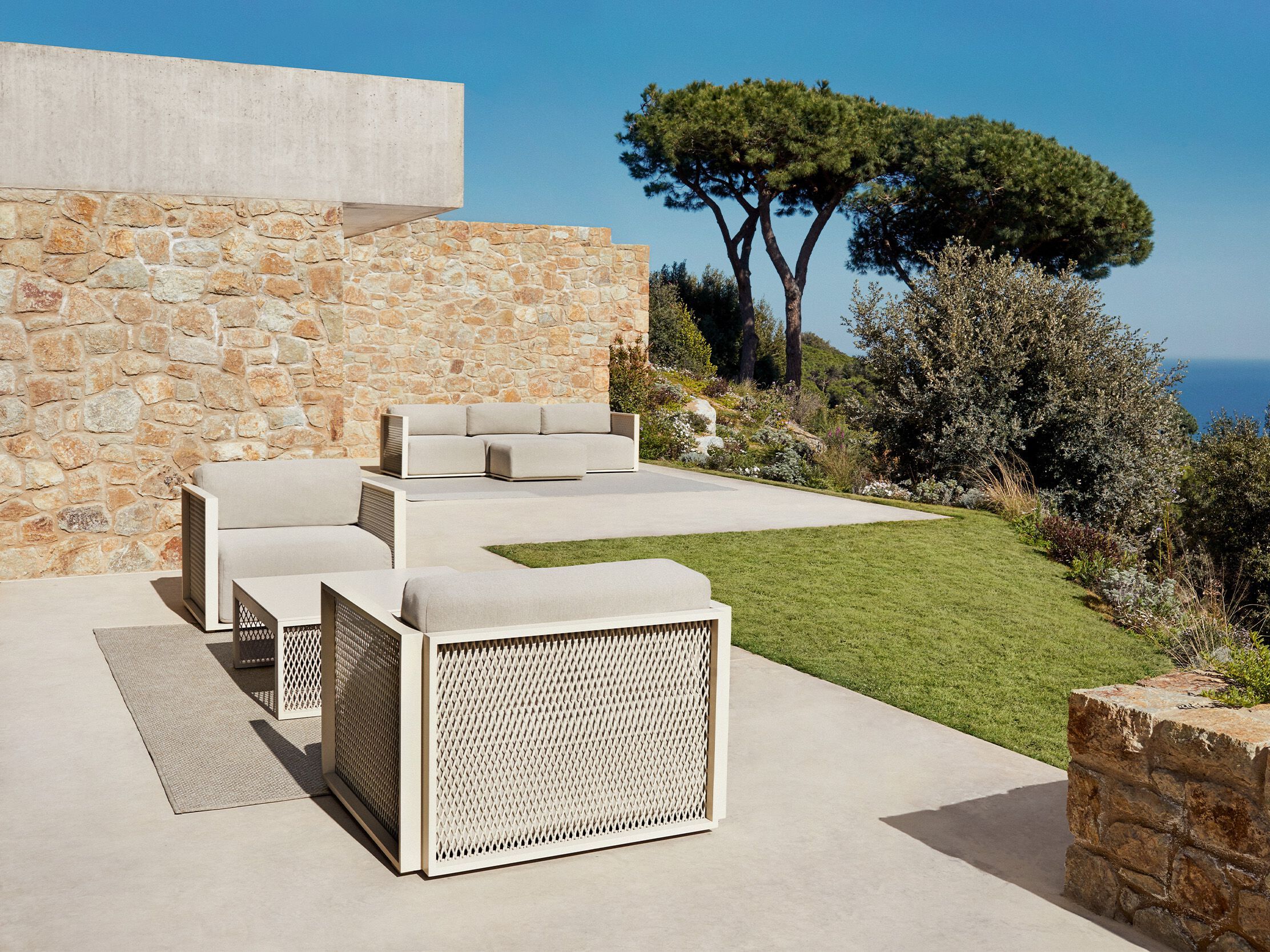 Алюминиевое садовое кресло с подлокотниками Vondom The factory ARCH-00114248 - Вид №1