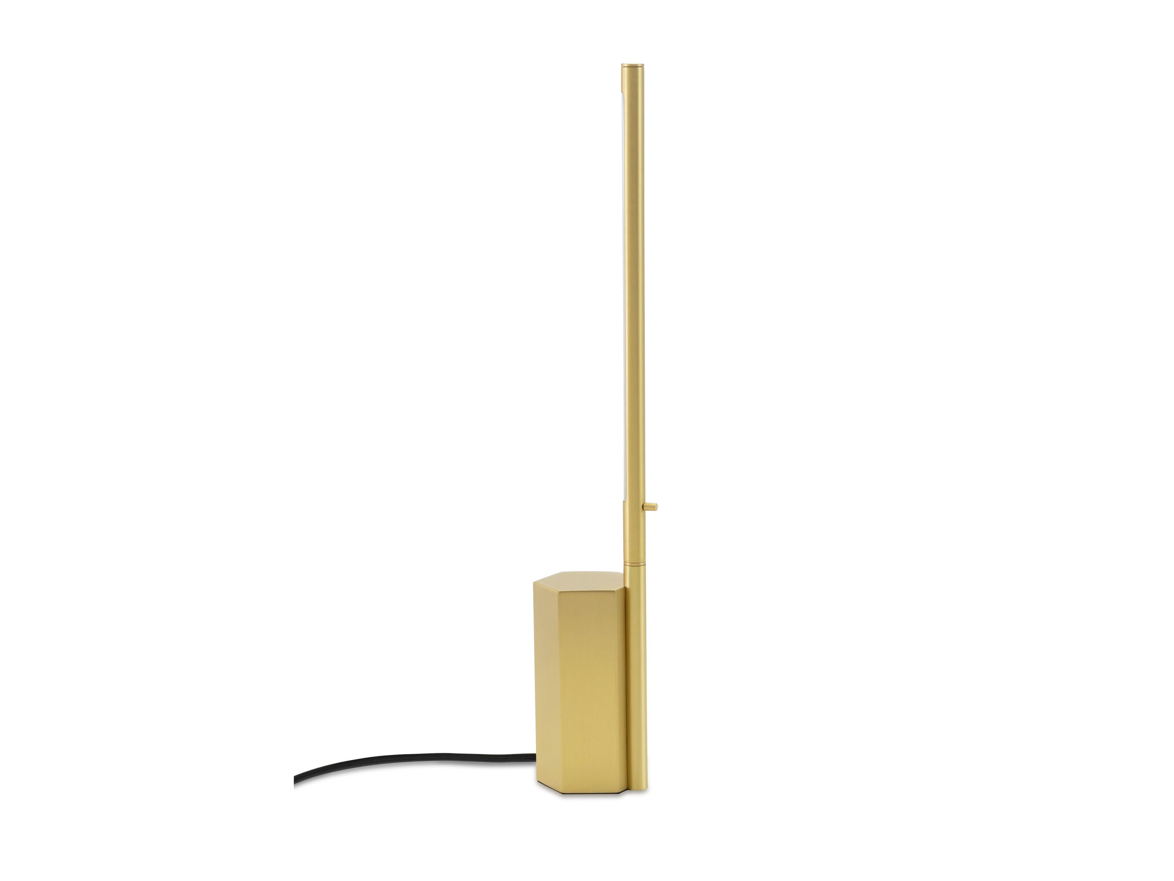 Латунная светодиодная настольная лампа CVL Luminaires ссылка ARCH-00151834
